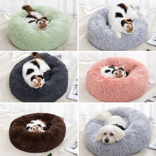 Dark gray winter warm pet bed for cats in a cozy round cloth design