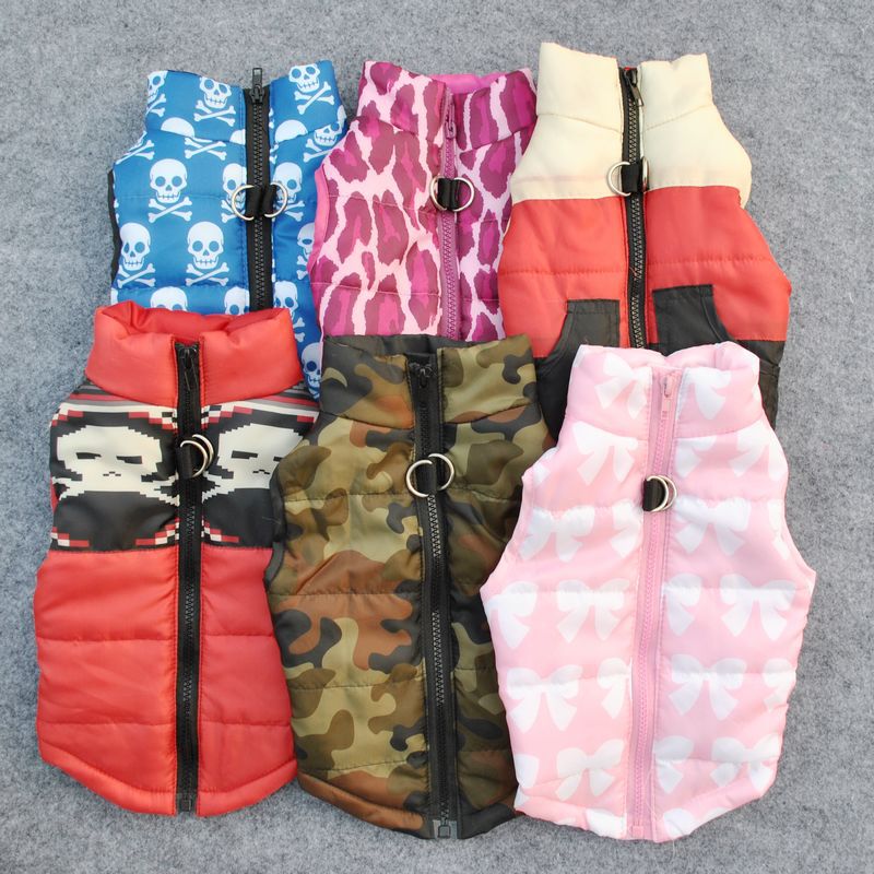 Winter padded jacket vest for pets with traction buckle and back zipper in casual style